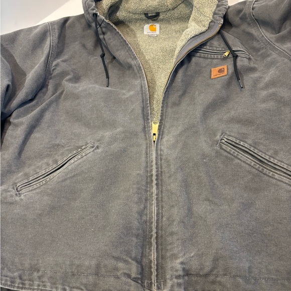 Carhartt Men's Sherpa Lined Sandstone Sierra Jacket Model
#J141 Grey/Charcoal - Picture 5 of 13